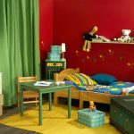Burgundsko a zelené v detskej izbe
