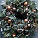 Deciduous tree wreath for New Year