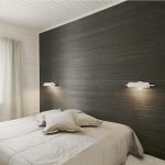 Kombinasjonen av hvite og grå vegger på soverommet