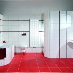 Rött golv och vita väggar