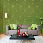Oturma odasında yeşil duvarlar