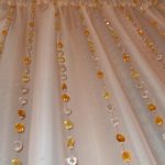 Perles sur un rideau