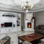 Design obývacího pokoje s hedvábnou tapetu