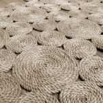 Kötél körökből készült szőnyeg