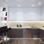 O combinație interesantă de mobilier color în bucătărie