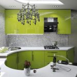 Meubles vert clair dans la cuisine