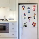 Karikatūrų personažai ant šaldytuvo