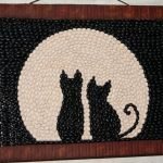 Bulan dan kucing