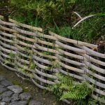 Gard de răchită de grădină