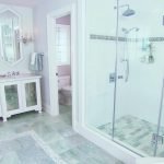 Badezimmer im Provence-Stil