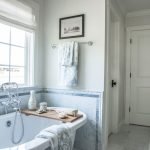 Litet badrum i ett privat hus