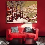 Canapea roșie în sufragerie