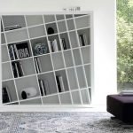 Witte boekenkast