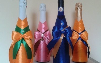 Decorazioni per bottiglie di nastro: bellissimi modi per decorare