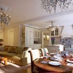 Luksuriøst kjøkken-stue interiør
