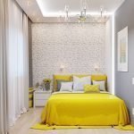 Gelbes Textil im Schlafzimmer