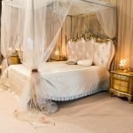 Prancūzų stiliaus miegamojo dekoras