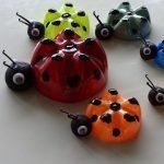 Mga Ladybugs mula sa mga bote