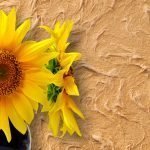 Mga Sunflowers sa dingding