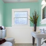 Hvid VVS i badeværelse design