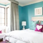 Phòng ngủ cho bé gái với tông màu xanh