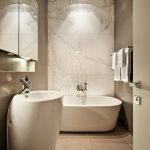 Die Möglichkeit, Sanitärinstallationen im Badezimmer zu platzieren