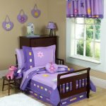 Lilac bedspread
