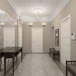 Черни мебели в дизайна на бял коридор