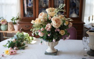 Bouquets et compositions de fleurs artificielles