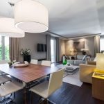 Mulighed for at arrangere møbler i en tre-værelses lejlighed