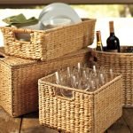 Кошници за съхранение на вино и прибори