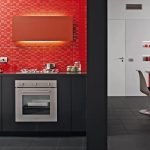 Rode en zwarte keuken