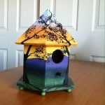 Oriental-style birdhouse