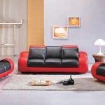 Canapé rouge avec cuir noir