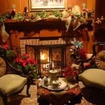 Vánoční obývací pokoj s krbem