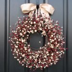 Wreath of small beads