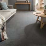 Neznečištěný koberec v obývacím pokoji