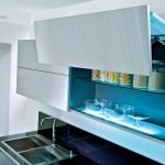 Zestaw kuchenny z półkami do podnoszenia