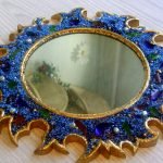 Ručne vyrábaný zrkadlový rám pre korálky