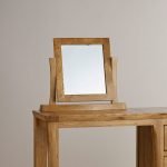 Stolné drevené zrkadlo