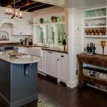 Country style kitchen island