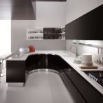 Dapur berteknologi tinggi hitam dan putih
