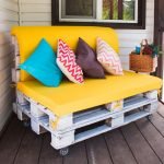 Canapé de palettes pour une résidence d'été