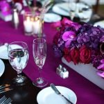 Lilac på et festlig bord