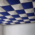 The ceiling is blue and white