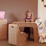 Perabot kanak-kanak diperbuat daripada kadbod