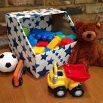 Caja de juguetes de bricolaje