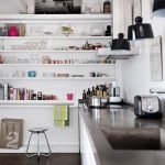 Bucătărie în alb