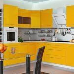 Bucătărie galbenă