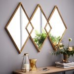 Spejl i minimalistisk stil